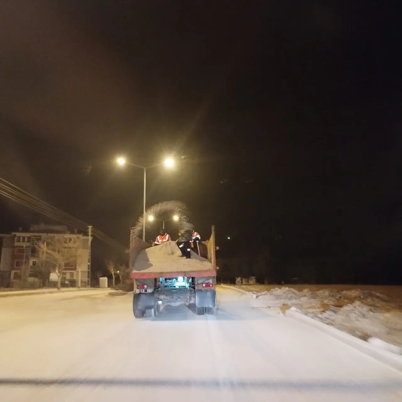 Merzifon’da Kar Mesaisi: Ekipler Gece Gündüz Sahada 5