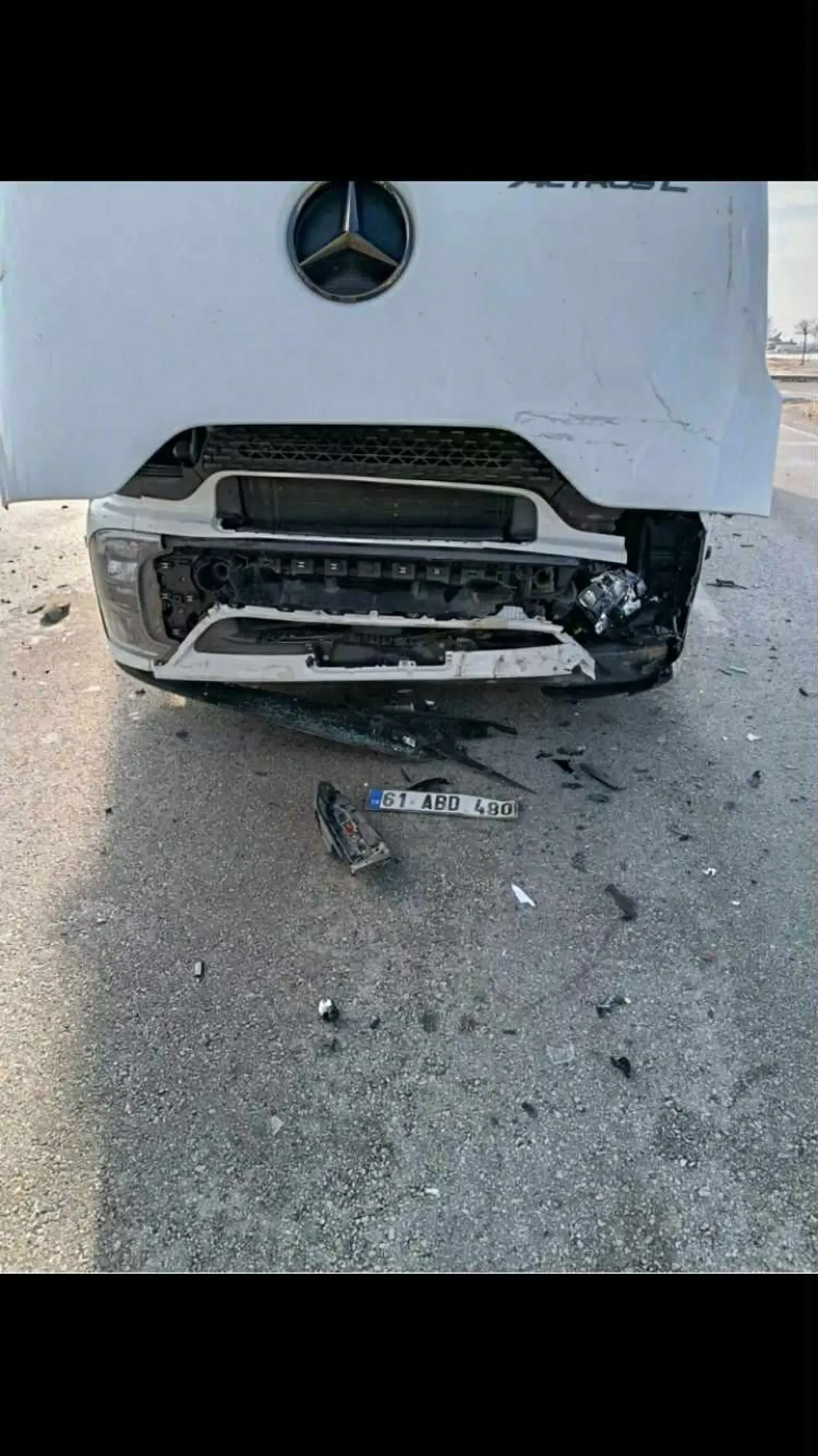 Merzifon’da Organize Kavşağında Trafik Kazası: 1 Kişi Yaralandı 5