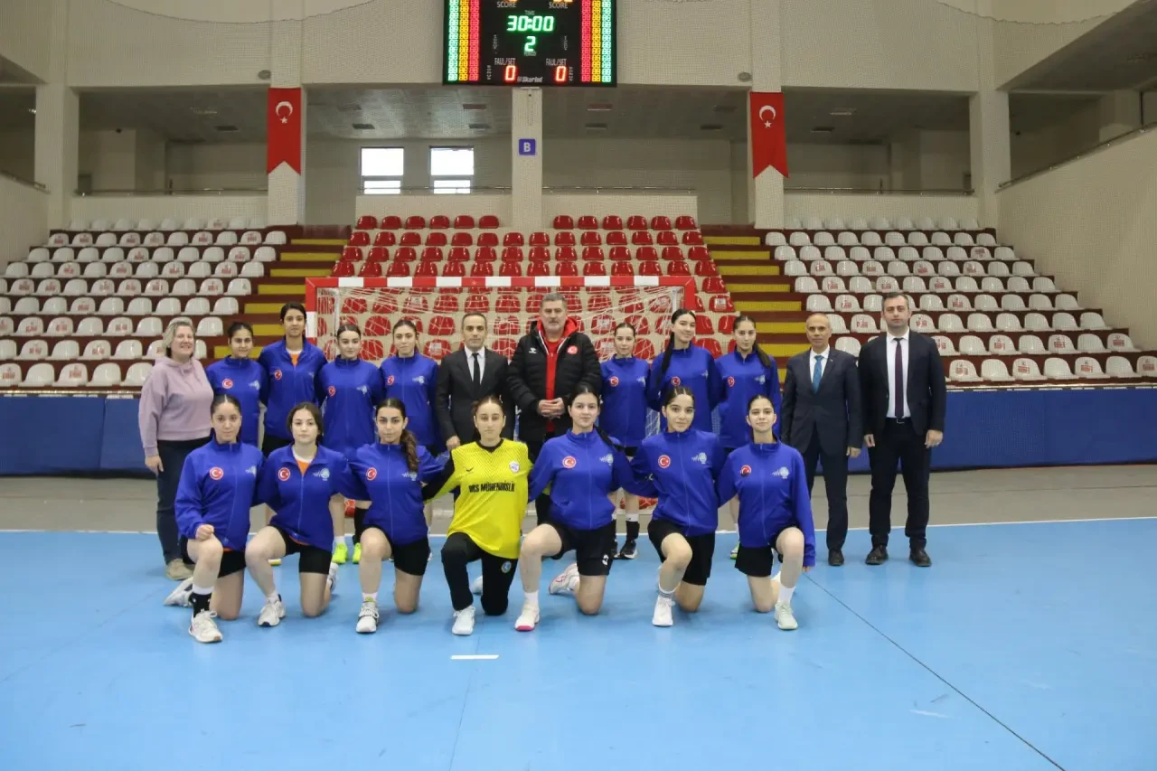 Hentbolun Yıldızları Amasya’da Sahaya Çıktı 5