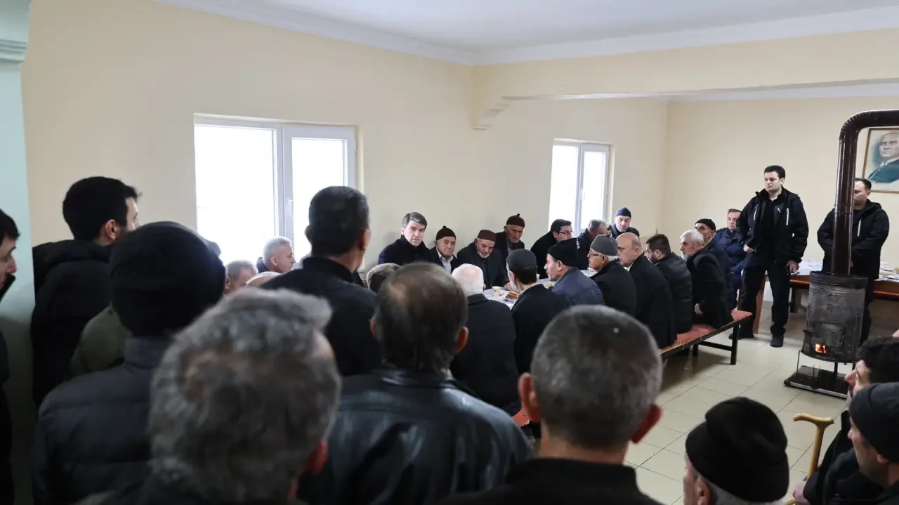 Vali Bakan Köy Halkını Dinledi 4