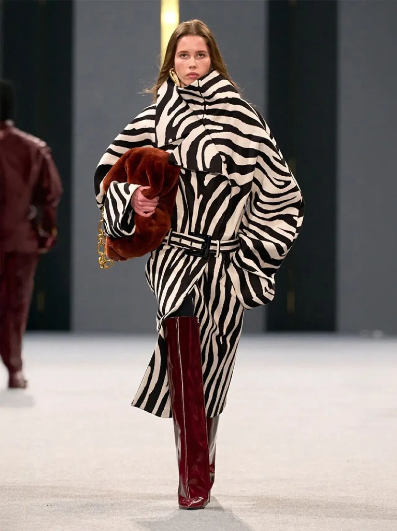 2026 Mevsimlik Mont Modası: Trendler, Stil Önerileri ve Sokak Modası Raporu 2