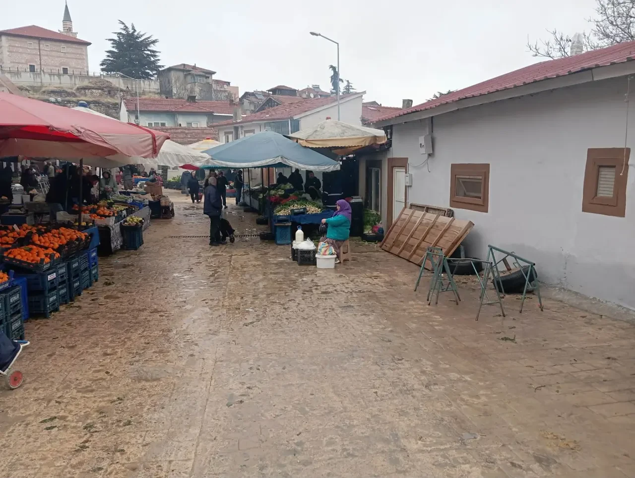 Pazarı Soğuk Hava Vurdu 1