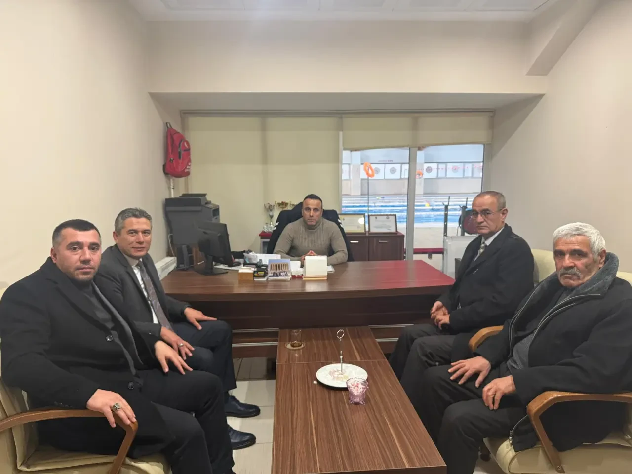 MHP Amasya’dan Yüzme Kursuna Ziyareti 1