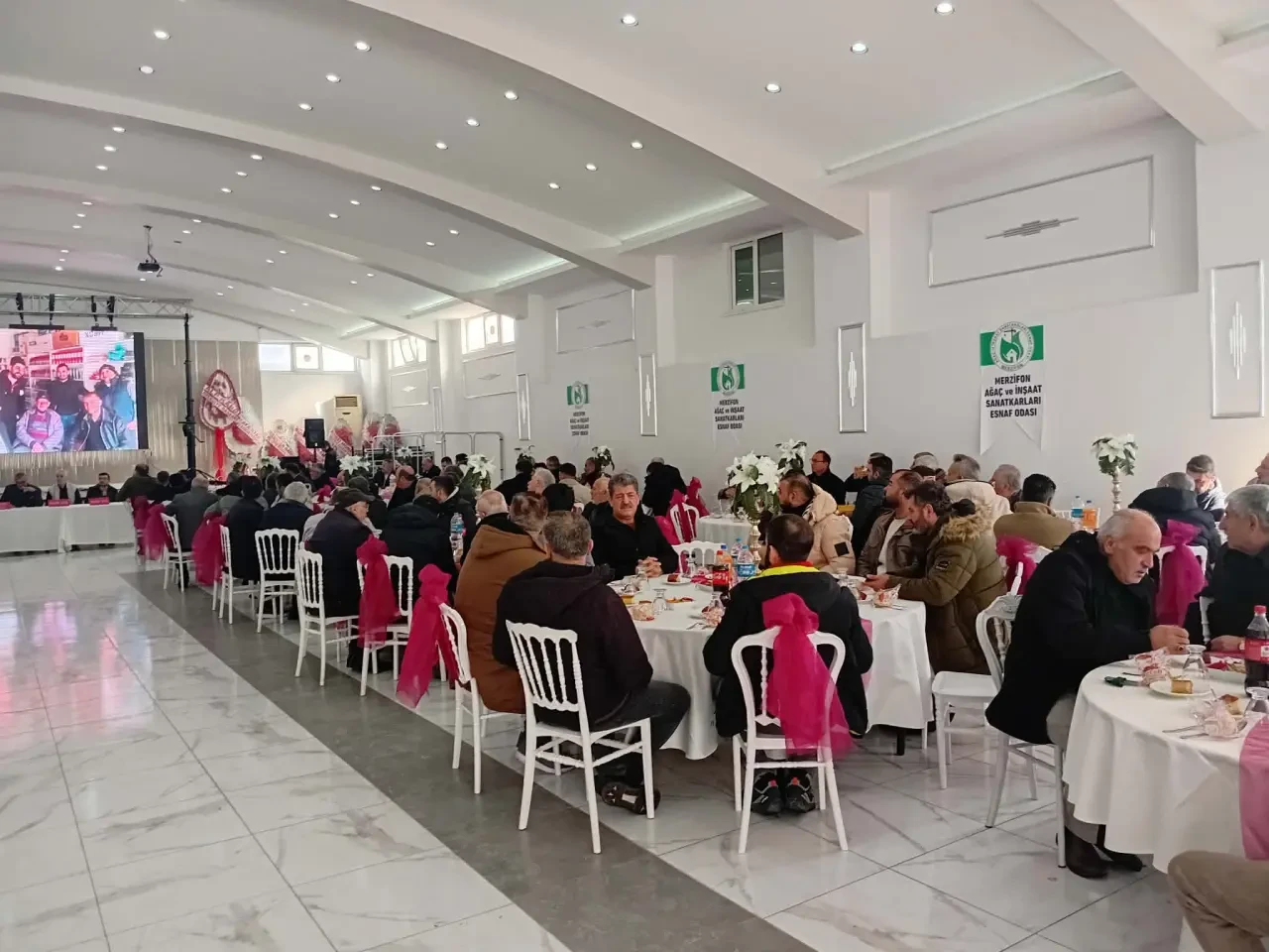 Üyelerden Seçgen’e Güven Oyu 5