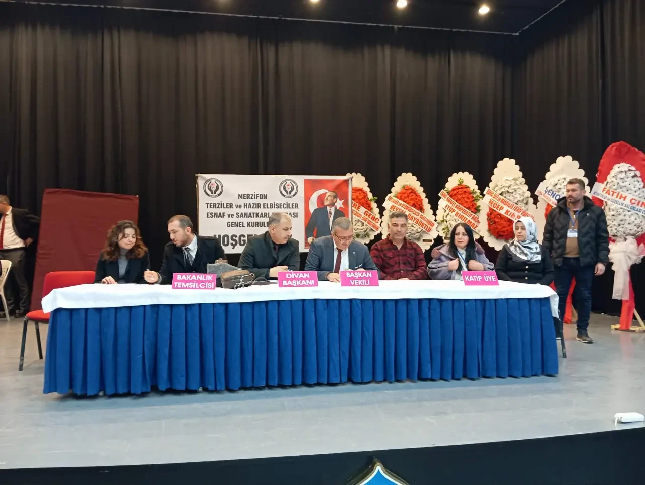 Kurt, Başkanla Devam 4