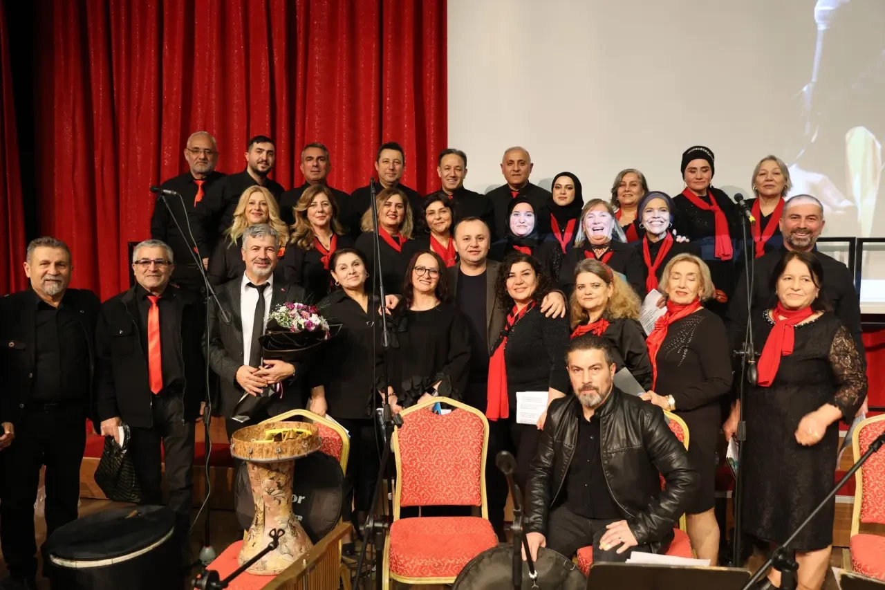 Amasya’da Neşet Ertaş Anısına Konser 5