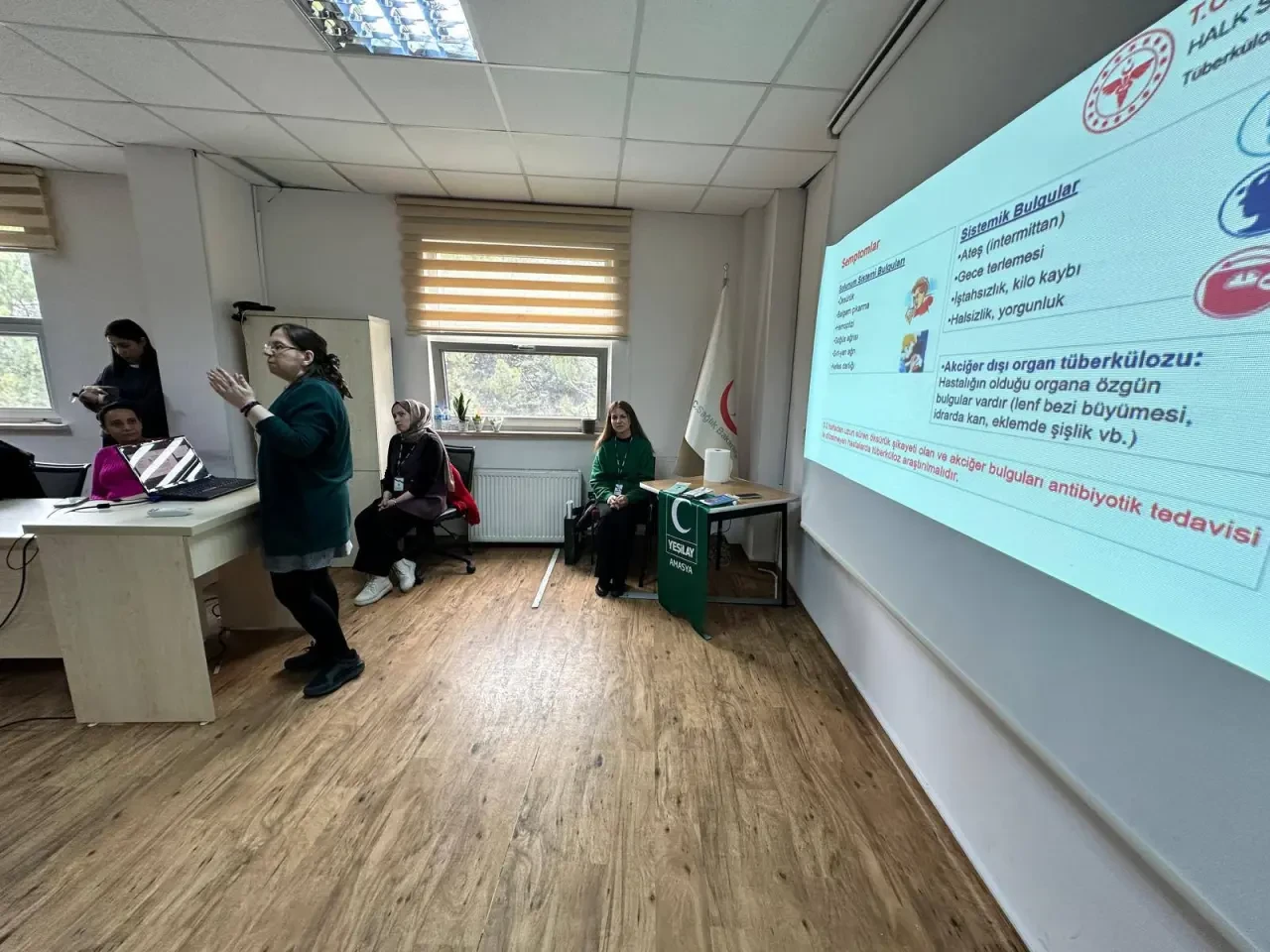 Amasya’da Sağlık Personeline Eğitim 4