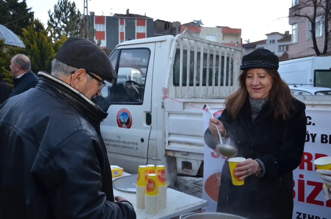 Gümüşhacıköy Belediyesi’nden Çorba İkramı 2