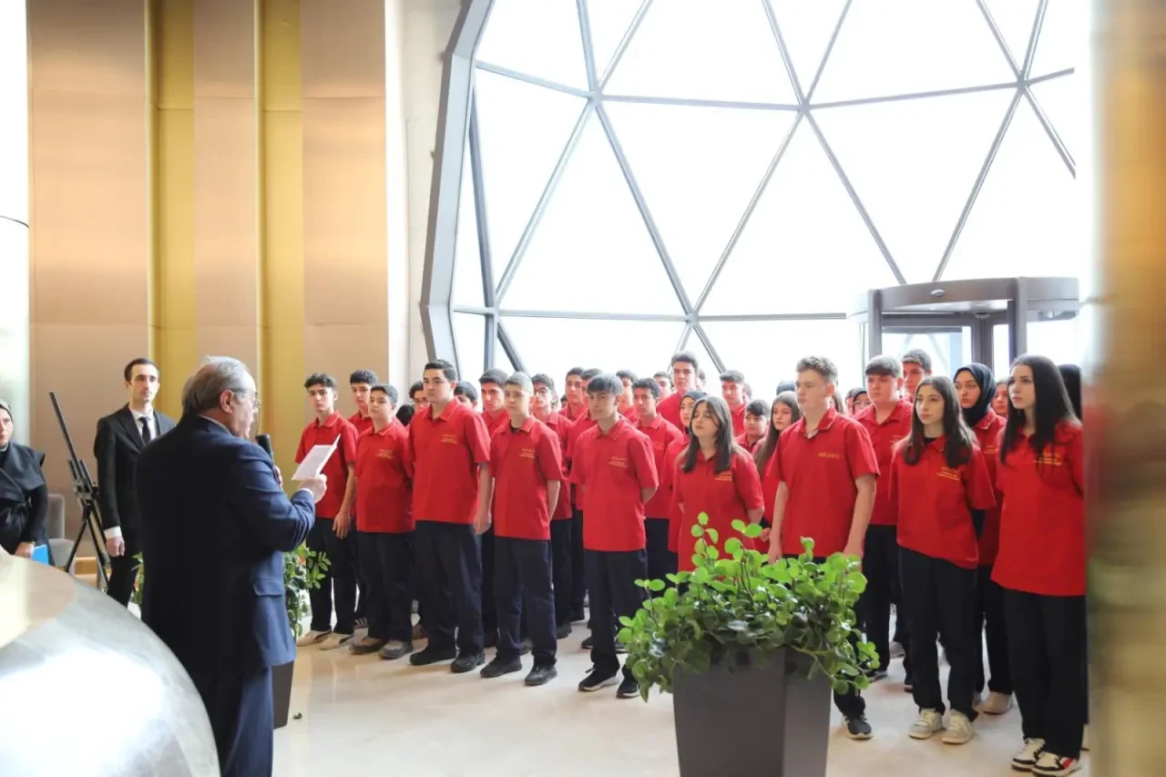 Ahlatcı Mesleki Eğitim Merkezi’nde Karne Coşkusu 11