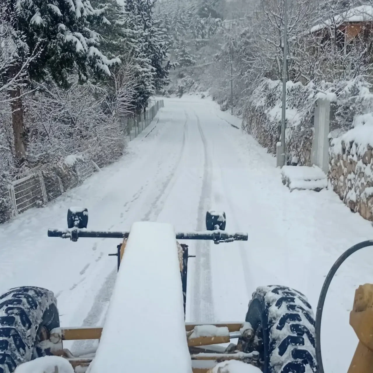 Amasya’da Karla Mücadele 7/24 Sürüyor 1