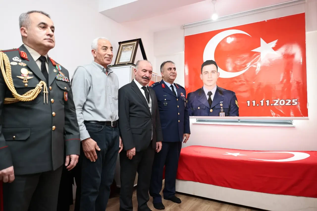 Bir Millet, İki Devlet: Acıda Tek Yürek 7