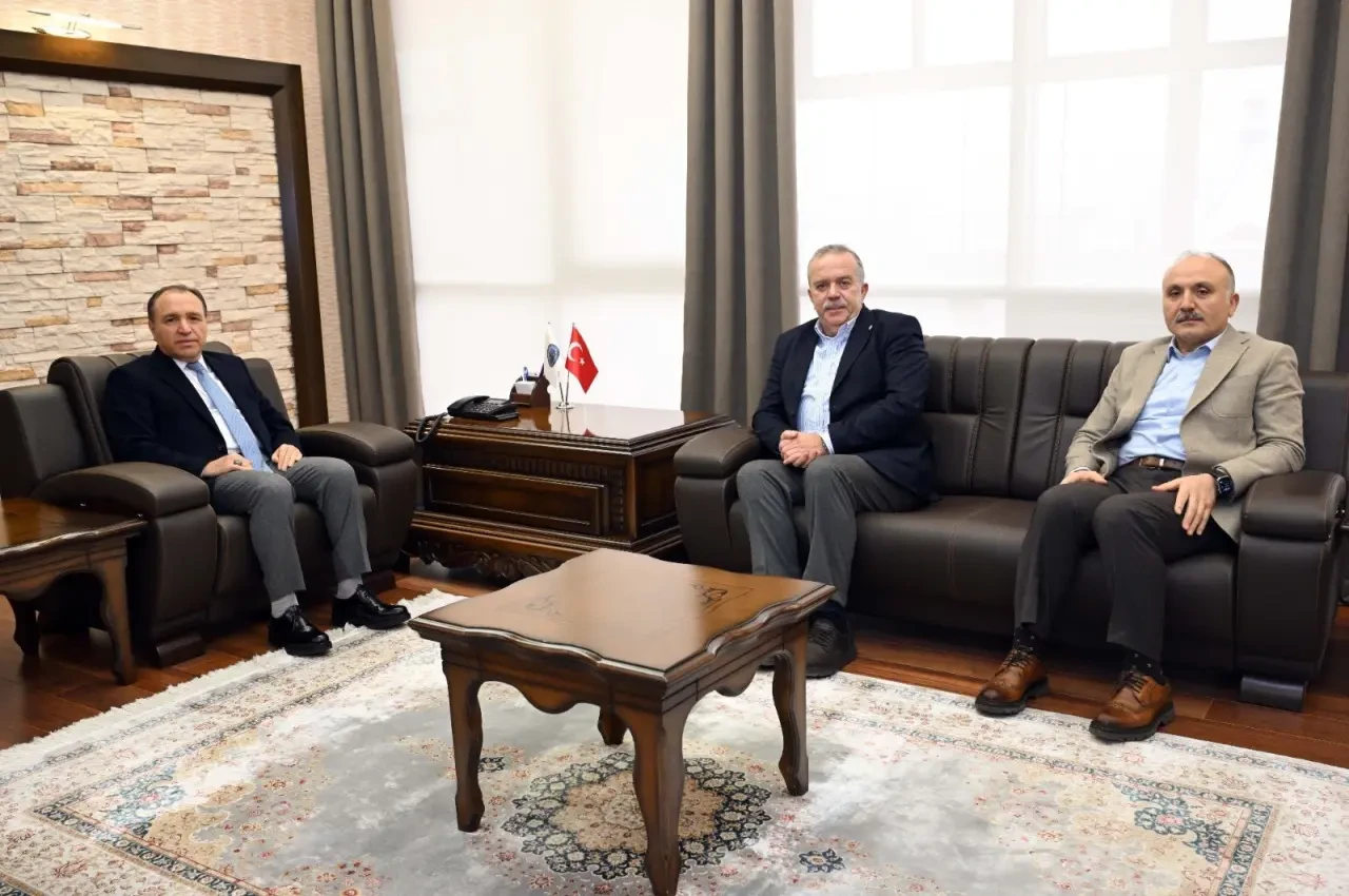 Amasya ve Afyon Kocatepe Üniversiteleri İş Birliğinde 1