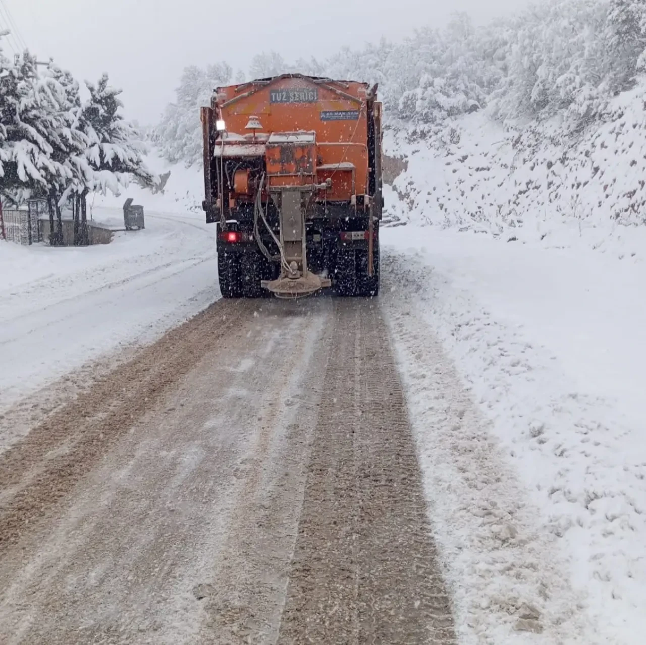Amasya’da Karla Mücadele 7/24 Sürüyor 6