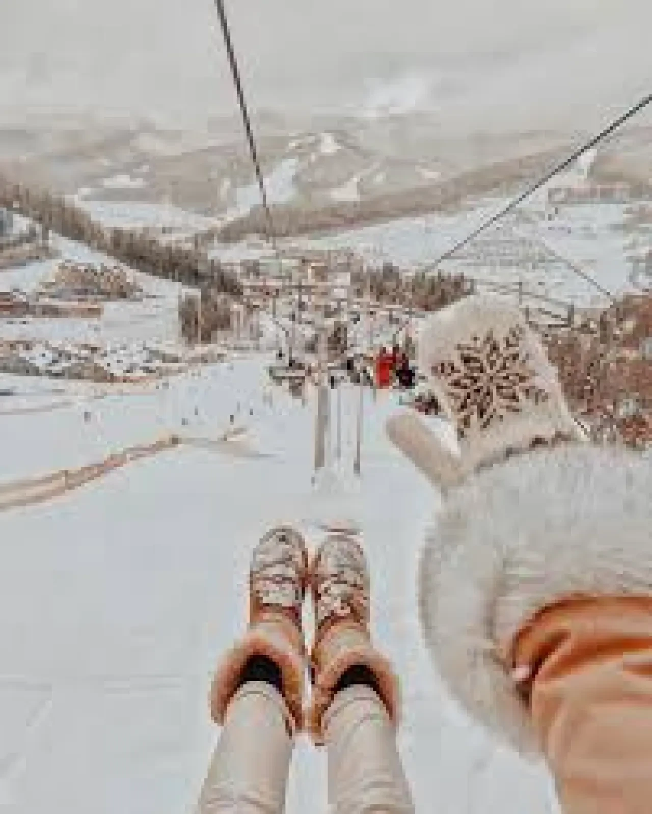 Karda Çekilecek Pozlar: Kış Manzarasında Etkileyici ve Doğal Fotoğraf Fikirleri 2