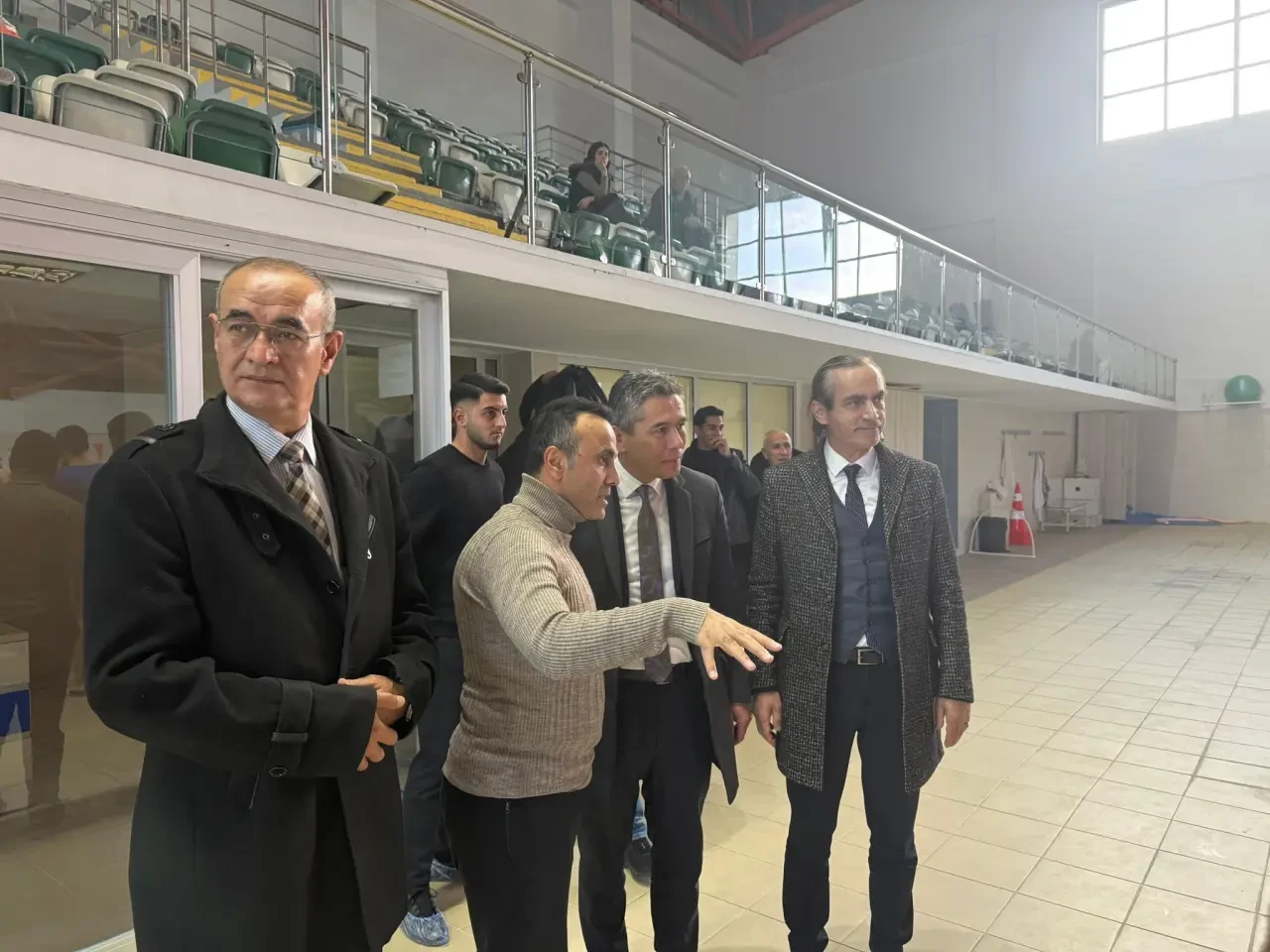 MHP Amasya’dan Yüzme Kursuna Ziyareti 2