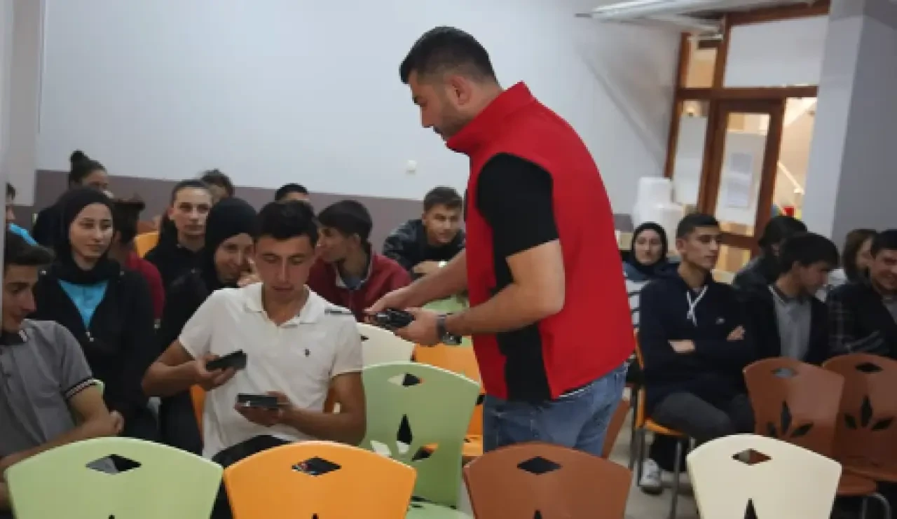 Amasya Emniyetinden 3 Bin 903 Gence Güvenli Gelecek! 4