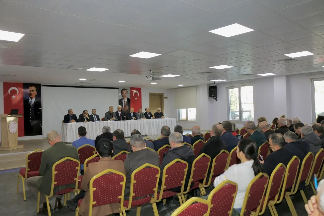 Amasya’da Eğitim Masaya Yatırıldı 2