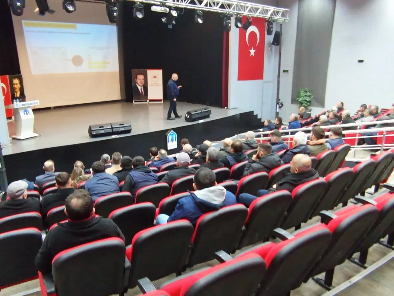 Üretici Şap Hastalığı Konusunda Bilgilendirildi 4