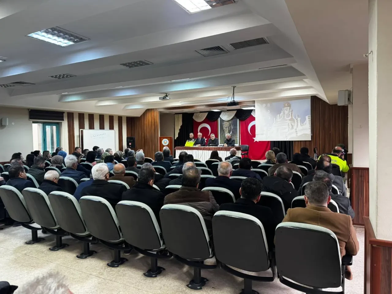 Merzifon’da Okul Güvenliği Masaya Yatırıldı 4