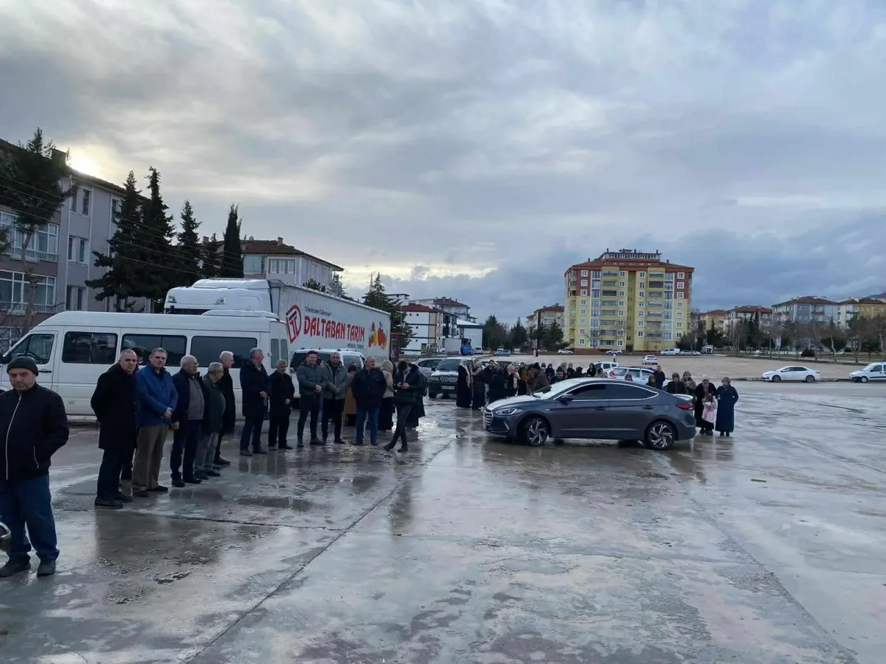 Umre Yolcuları Dualarla Uğurlandı 2