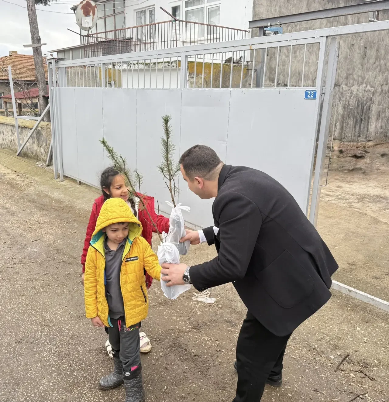 70 Köye 70 Fidan Aksungur’da 2