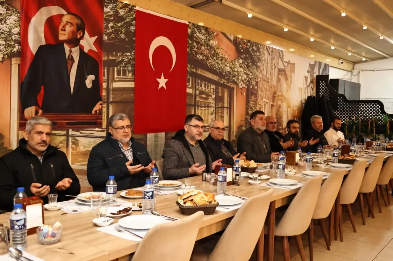 Başkan Alp Kargı Din Görevlileriyle Sahurda Buluştu 11