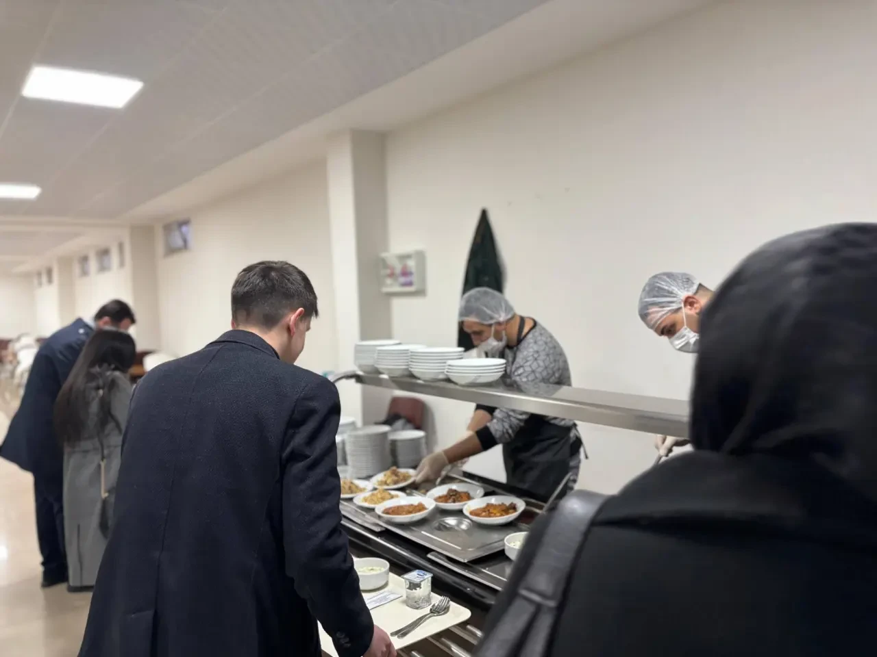 Başkan Keleş Üniversite Öğrencileriyle İftar Sofrasında 2