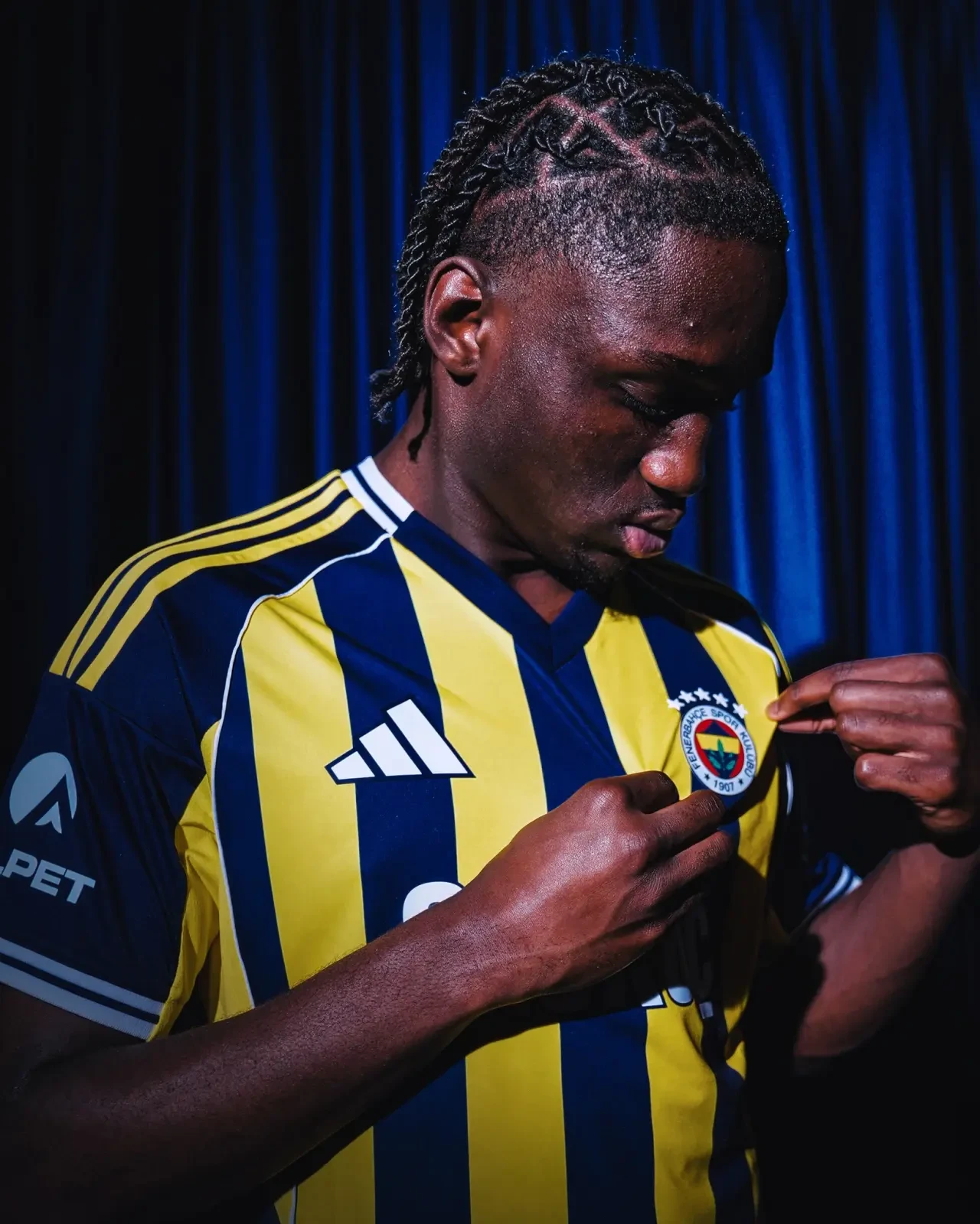 Fenerbahçe'den Yeni Transfer! "Ailemize Hoş geldin!" 1
