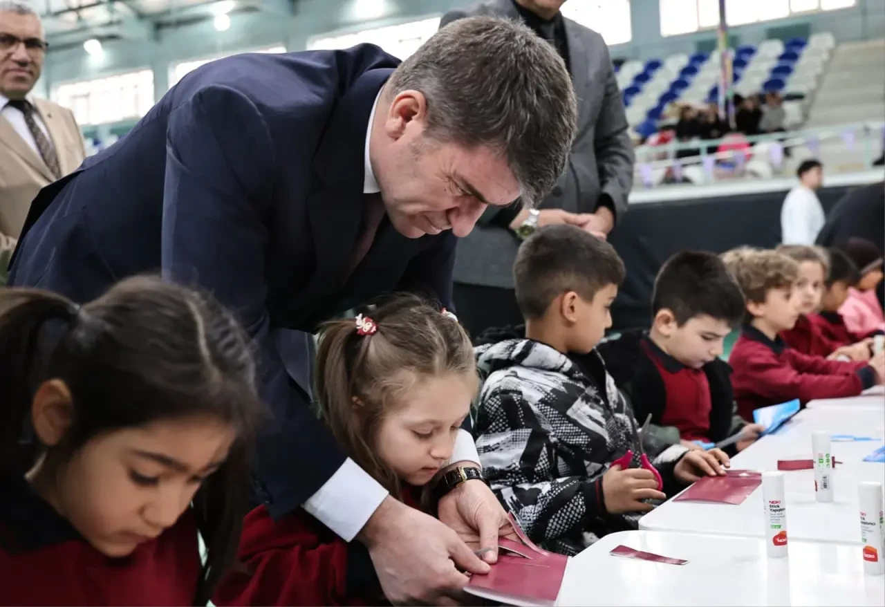 Amasya'da Okullarda Ramazan Ruhu: Vali Bakan Öğrencilerle 1