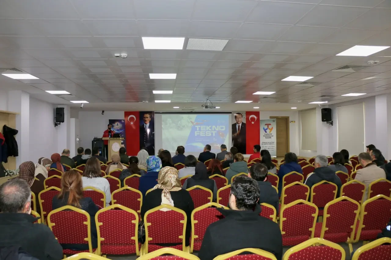 Amasya’da TEKNOFEST Toplantısı Düzenlendi 1