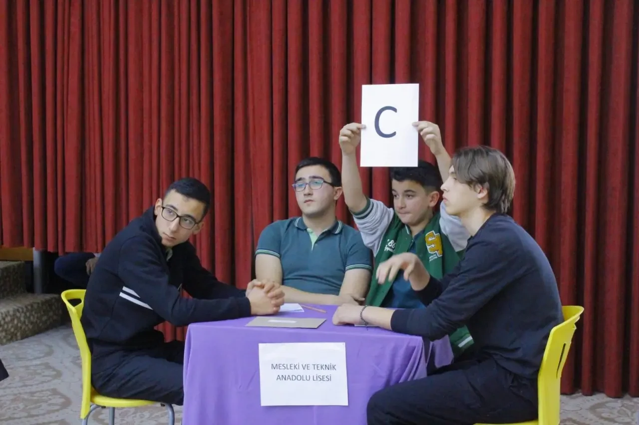 Merzifon’da Bilgi Yarışı Zirve Yaptı! 1