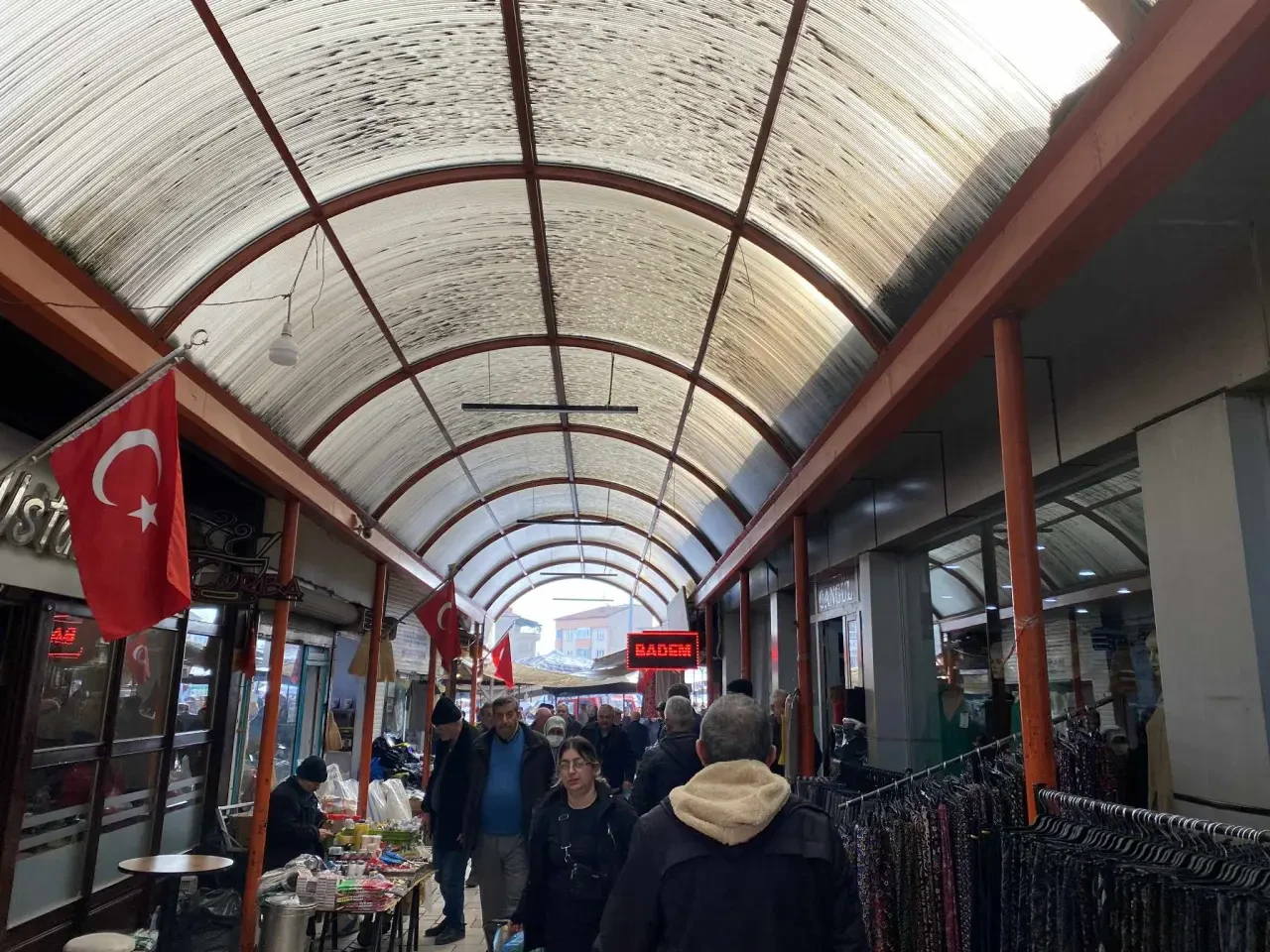 Merzifon Pazartesi Pazarı’nda Ramazan Hareketliliği 5