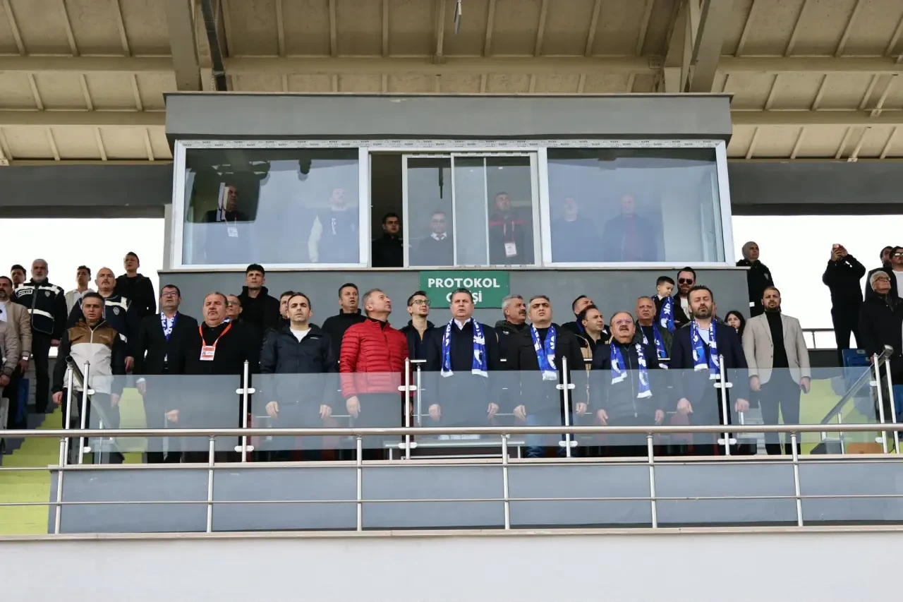 Olaylı Maçın Kazananı Bartınspor: 0-1 1