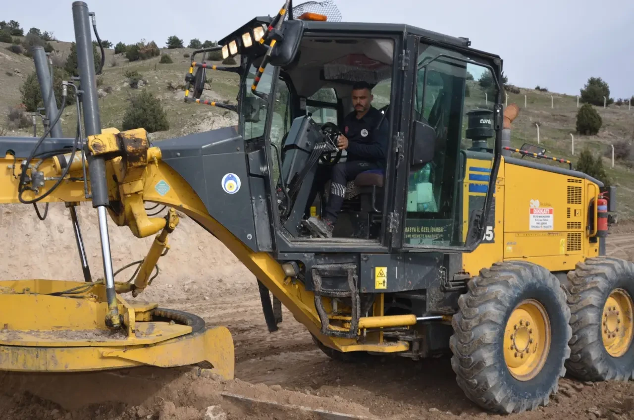 Göynücek’te Gölet Yolunda Çalışma Başladı 6