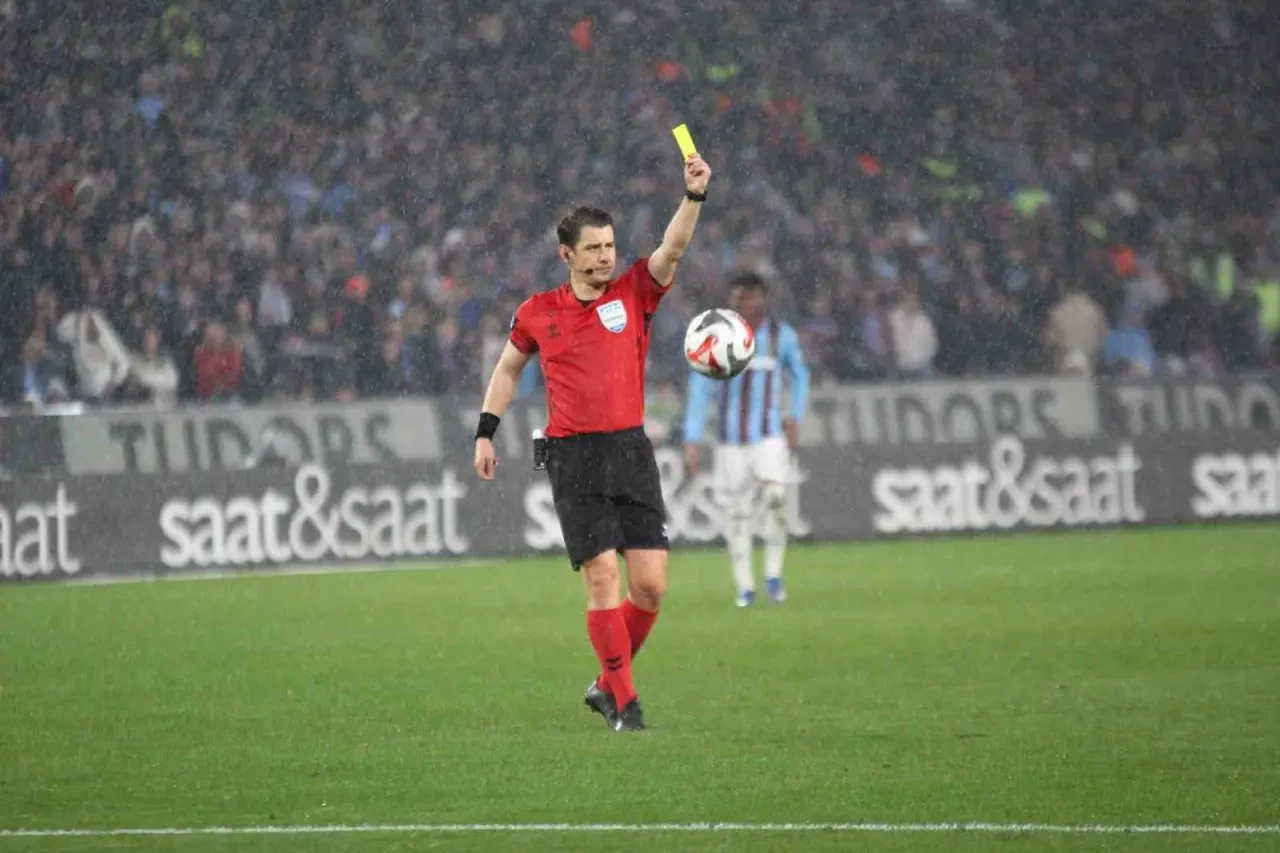 Trabzonspor: 2 - Fenerbahçe: 3 5