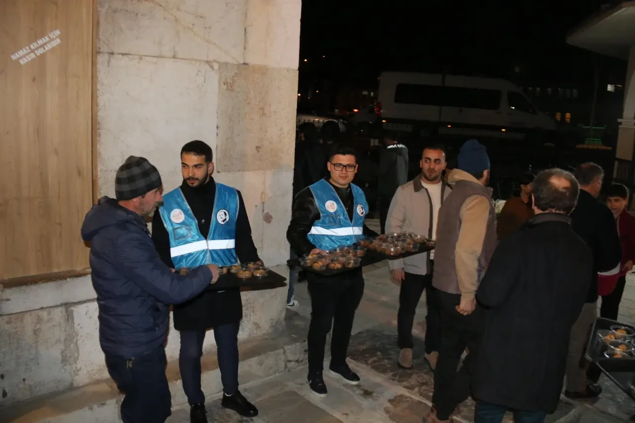 Beyazıtpaşa Camii’nde Ramazan Buluşması 8