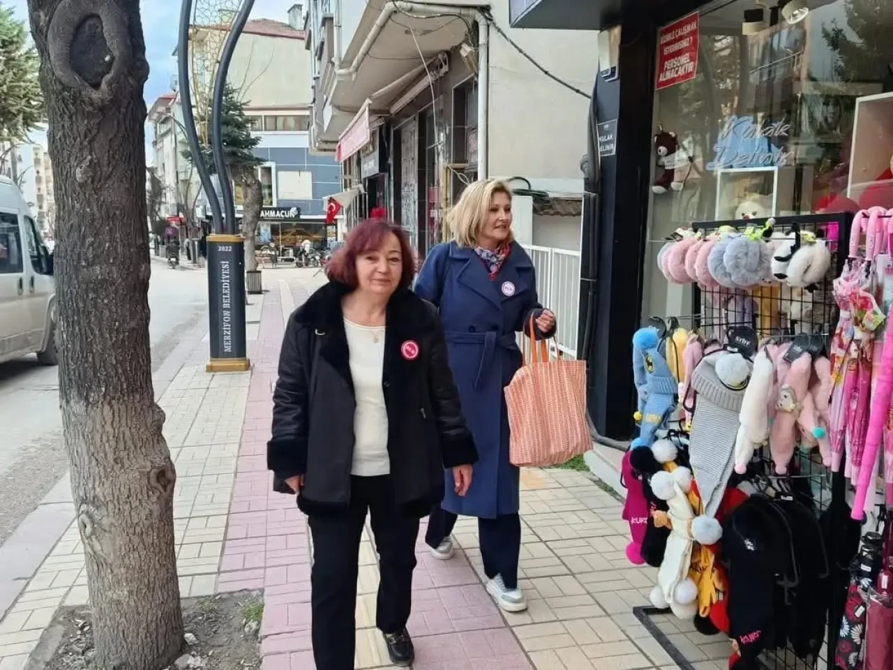 Merzifon CHP Kadın Kolları’ndan Esnafa İftariyelik İkram 2