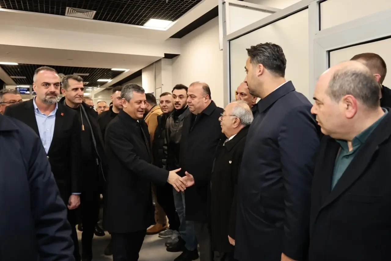 Özgür Özel’e Merzifon’da Yoğun Karşılama 2