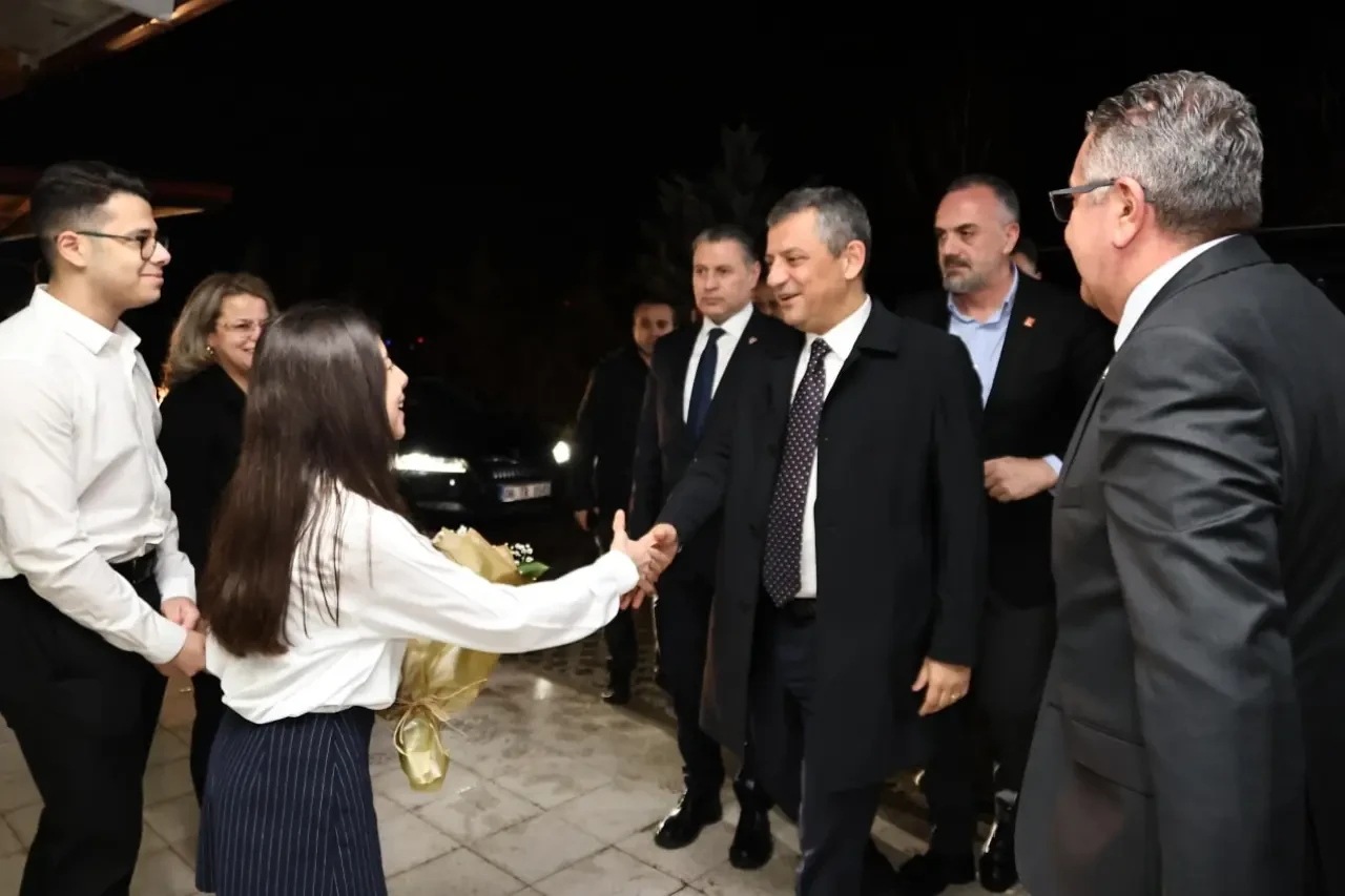 Özgür Özel’e Merzifon’da Yoğun Karşılama 6