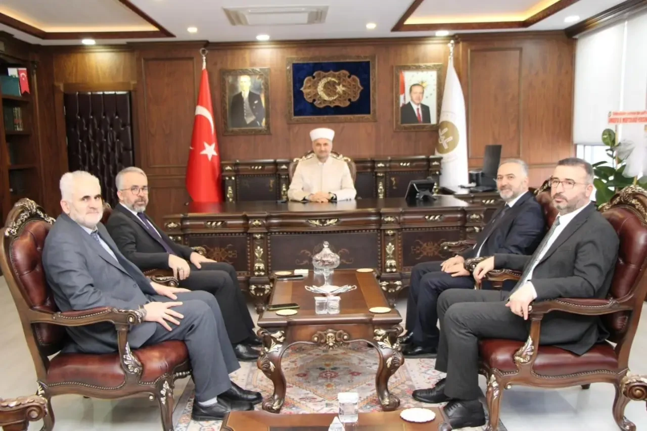 Amasya İl Müftüsü Cübbesini Giydi 3