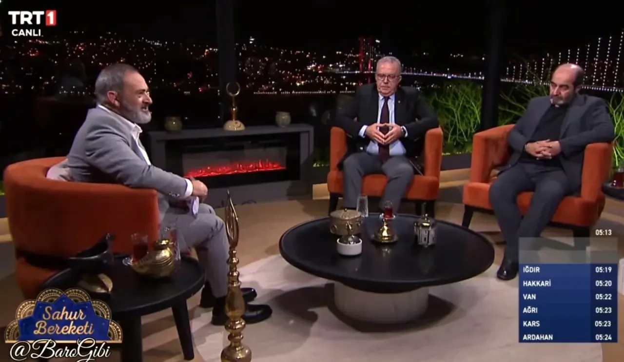 Amasya Üniversitesi Rektörü Turabi TRT 1’de 3