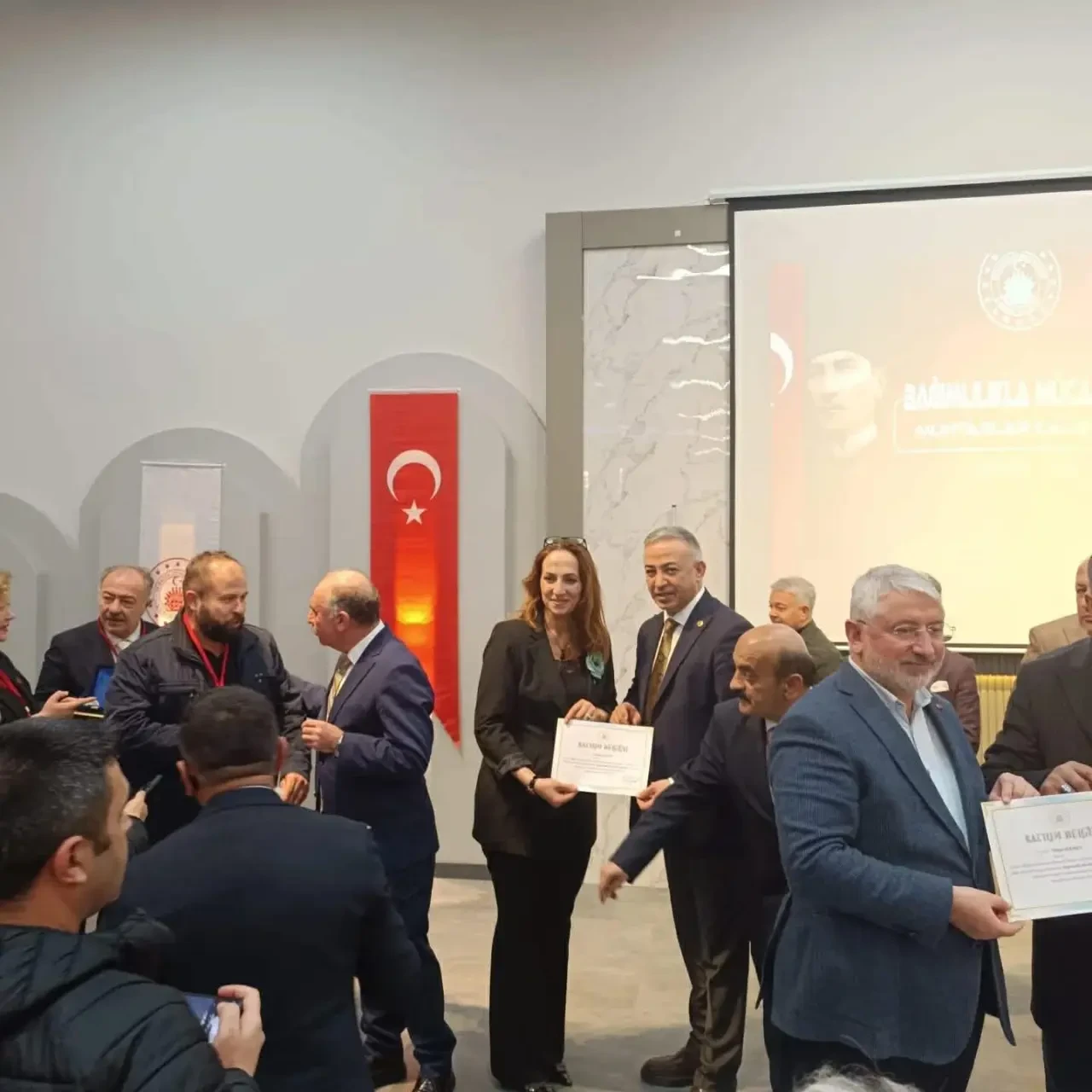 Seniha Karaca Muhtarlar Çalıştayı’nda 8