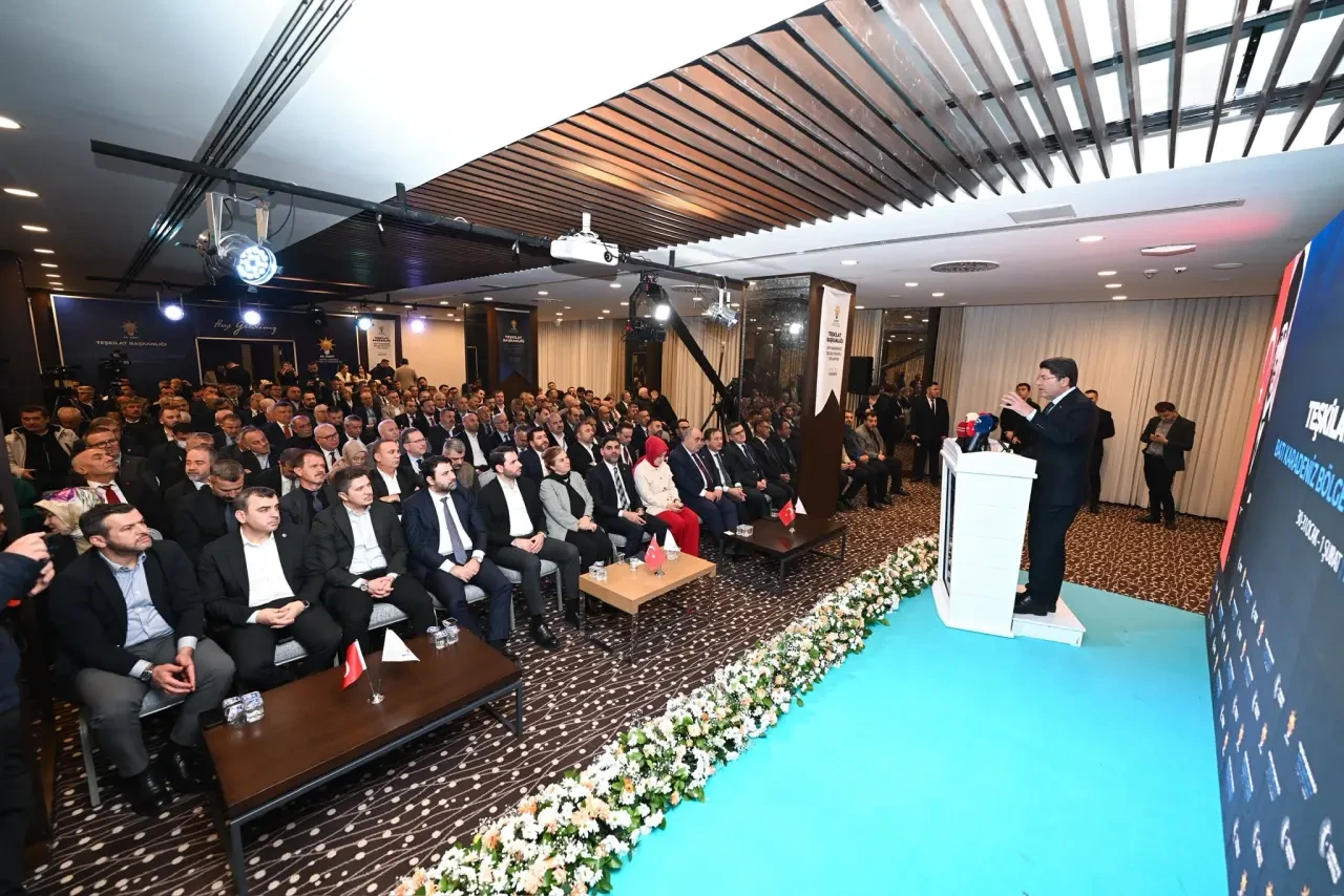 AK Parti’den Batı Karadeniz Çalıştayı 2