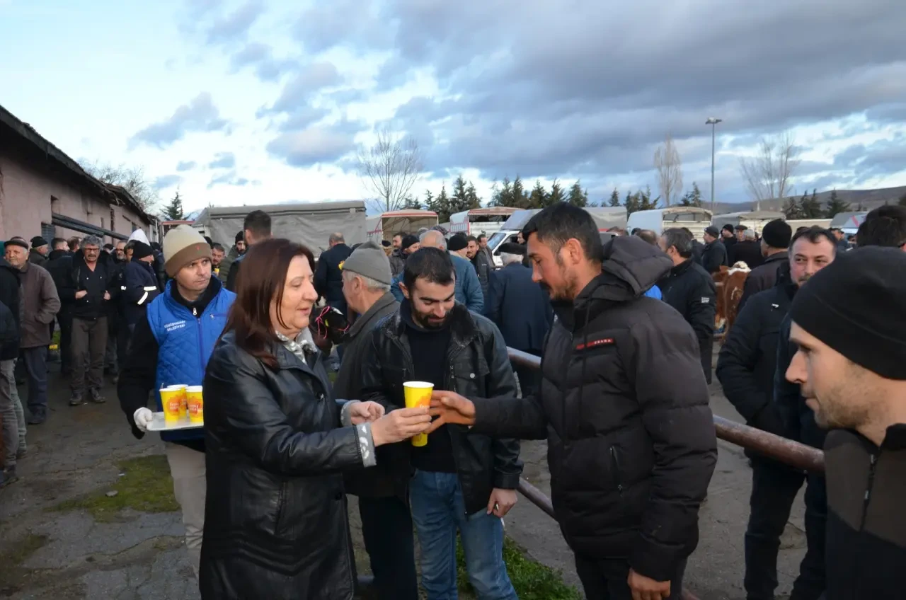 Gümüşhacıköy’de Soğuk Sabahlar Sıcak Çorbayla Isındı 7
