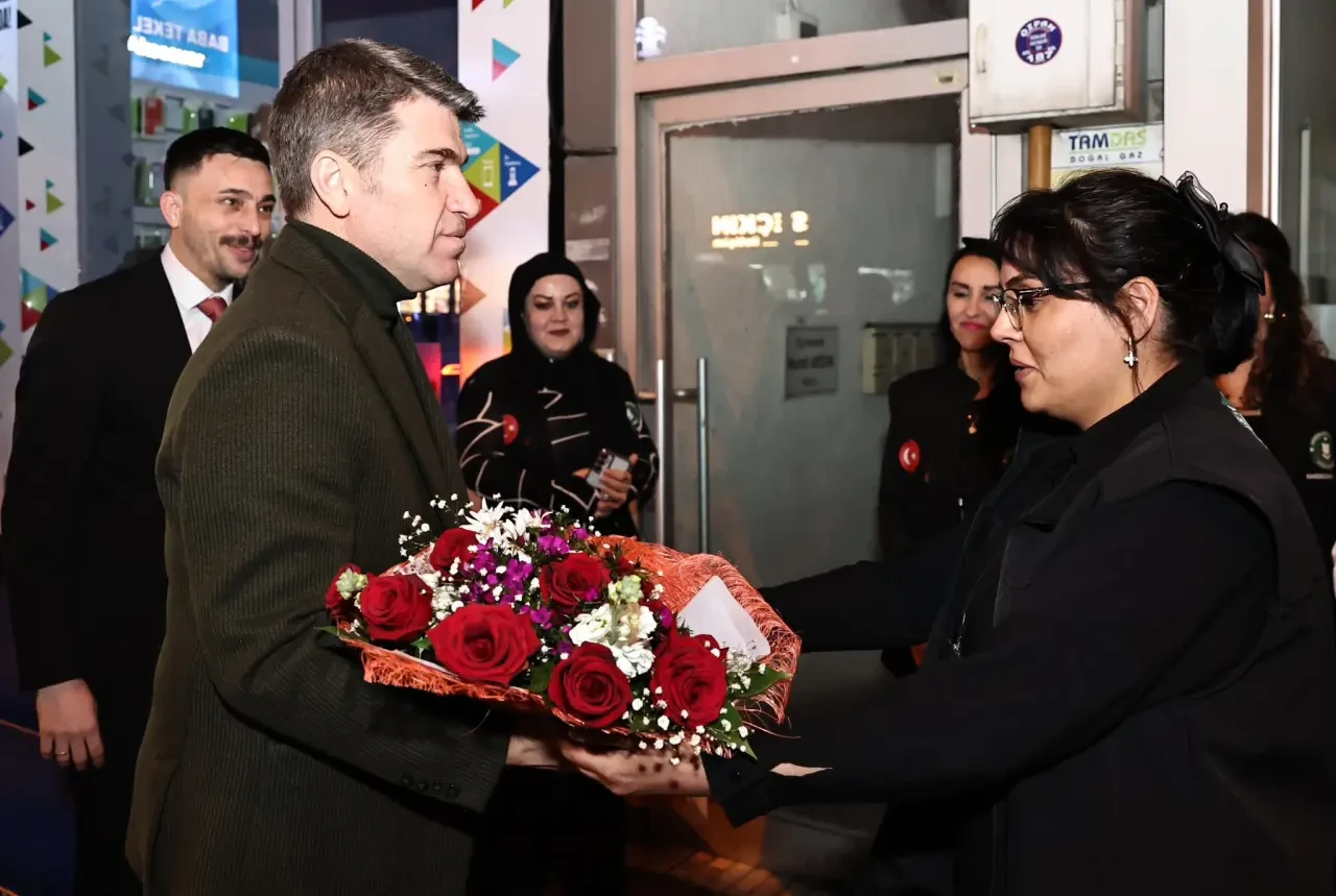 Şehzadeler İyilik Derneği Amasya Valisi Bakan'ı Ağırladı 2