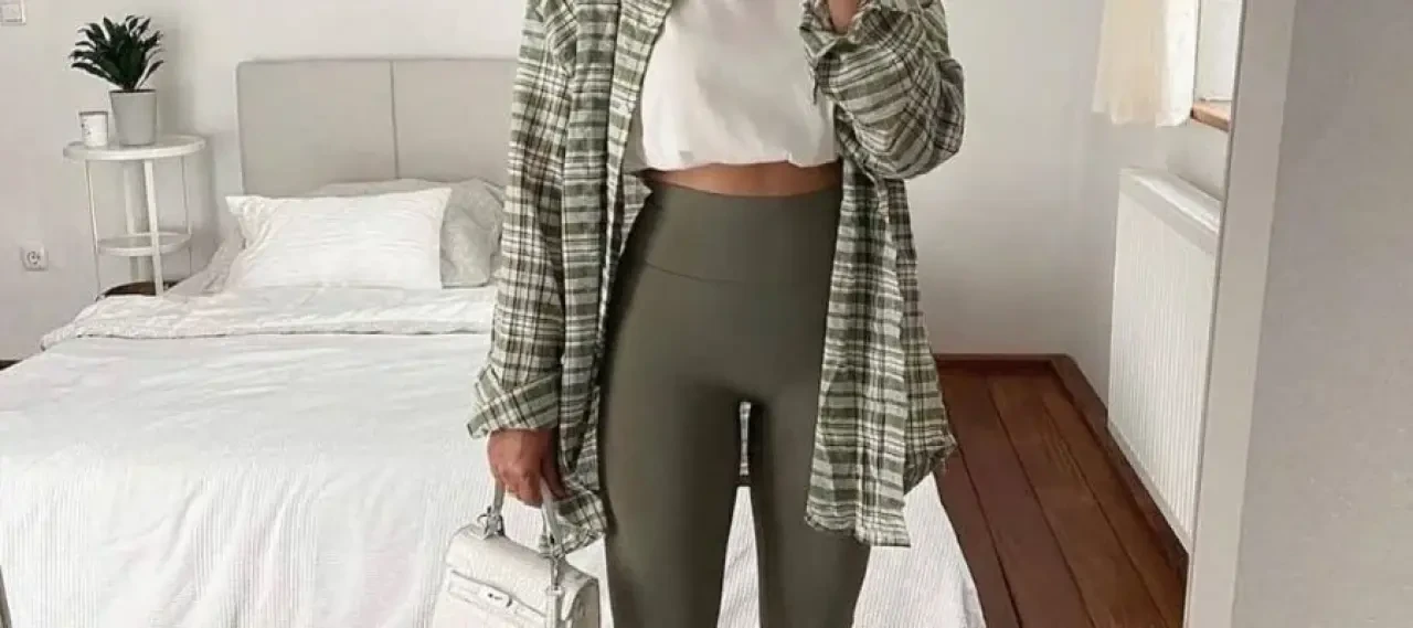 Kadınlarda 2026 Tayt Modası: Konfor ve Şıklık Aynı Anda 4