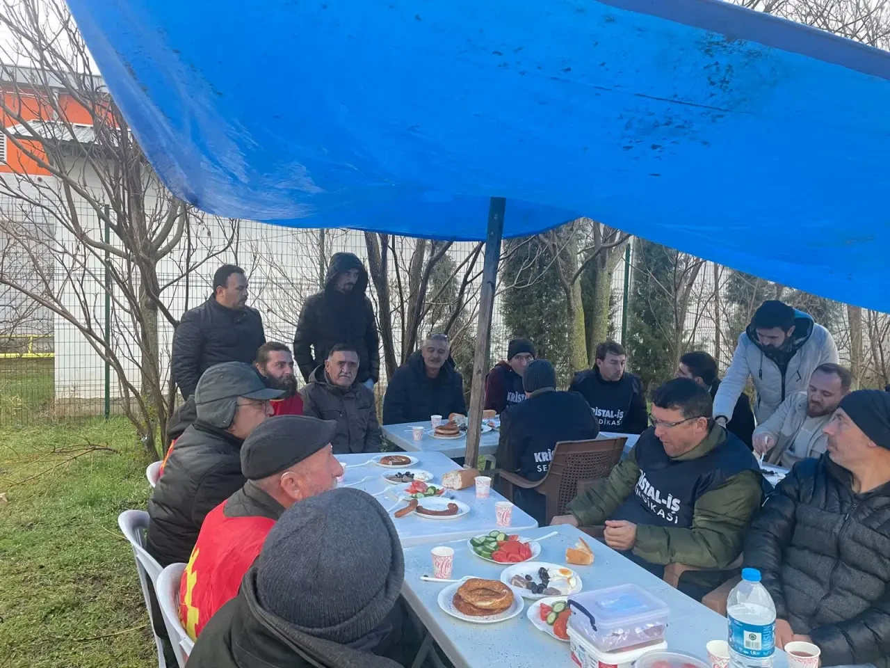 Emek Partisi, İşçilerin Yanında! 2