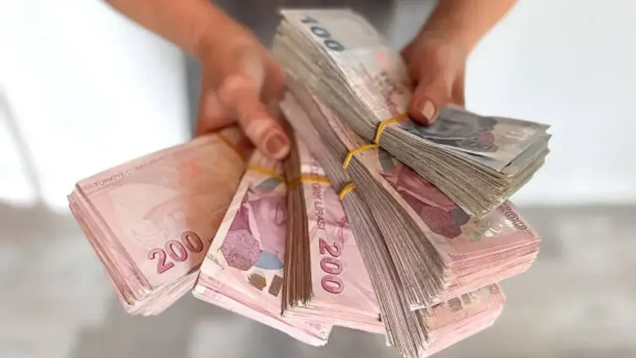 Yüksek Maaş Alanlar Dikkat: Gelir Vergisi Beyannamesi Takvimi Açıklandı 1