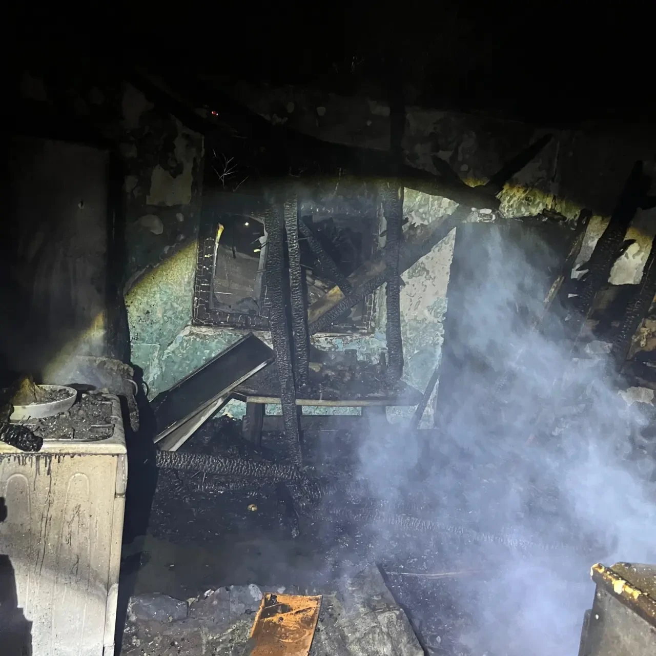 Merzifon’da Feci Yangın: 1 Kişi Hayatını Kaybetti 8