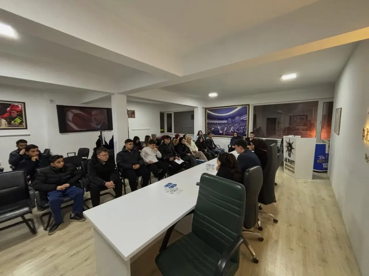 AK Parti Merzifon Gençliği Yol Haritasını Belirledi 1